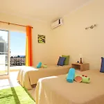 Bella Vista - Moradia Elegante Com Piscina Aquecivel E Jacuzzi Na Gale, البوفيرا