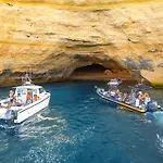 Bella Vista - Moradia Elegante Com Piscina Aquecivel E Jacuzzi Na Gale, Сasa de vacaciones Albufeira