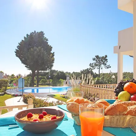 Bella Vista - Moradia Elegante Com Piscina Aquecível E Jacuzzi Na Galé, * Albufeira