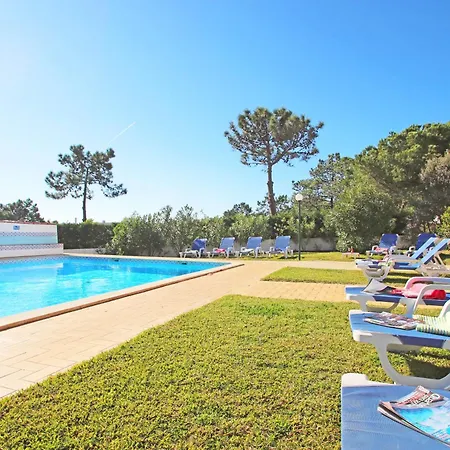 Bella Vista - Moradia Elegante Com Piscina Aquecível E Jacuzzi Na Galé, Albufeira