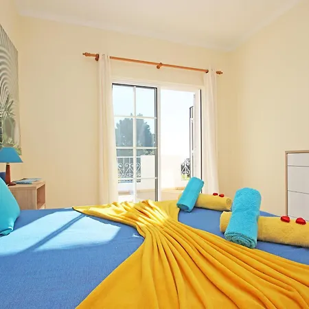 Bella Vista - Moradia Elegante Com Piscina Aquecível E Jacuzzi Na Galé, *