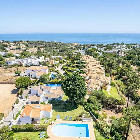 Bella Vista By Algarve Vacation 度假居